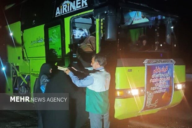 اعزام هیجان‌انگیز ۳۲ زائر اولی توانخواه از هامون به مشهد مقدس به مناسبت هفته معلولین