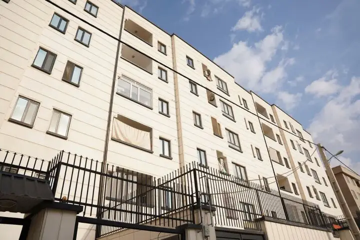 فوری؛ ۱۲ هزار واحد مسکونی نیمه‌کاره در شهرکرد نیازمند ورود جدی مسئولان!