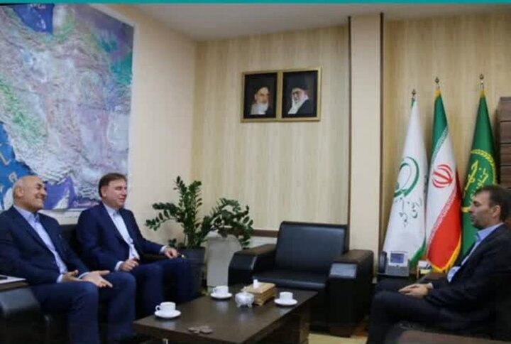 استاندار بوشهر خواستار تسریع واگذاری زمین برای نیروگاه‌های خورشیدی شد