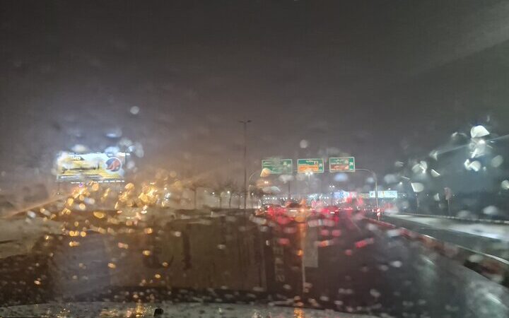 بارش بی‌سابقه باران در کیش؛ جزیره در انتظار سیل؟