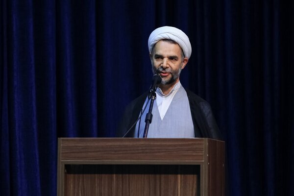 خلیلی: مدیران پالایشگاه‌ها برای تأمین گاز زمستان باید تمام تلاش خود را به کار گیرند!