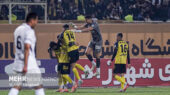 سپاهان با گلزنی محمد عسکری، نیمه اول را به سود خود تمام کرد؛ پنالتی از دست رفته احسان حاج صفی چه سرنوشتی داشت؟
