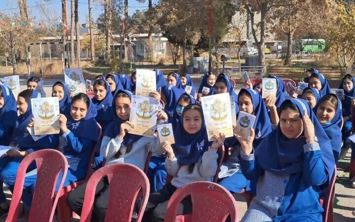 زنگ «خاک» در مدارس تربت جام نواخته شد