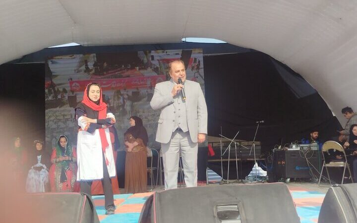 حسینی: زنان ستون اصلی توسعه کشور و پشتوانه بی‌بدیل خانواده‌اند