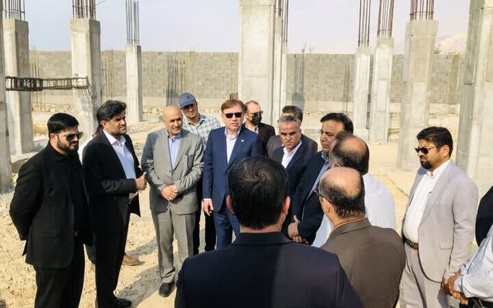 استاندار بوشهر وعده راه‌اندازی هنرستان فنی‌وحرفه‌ای در شیرینو را داد؛ تحولی که دانش‌آموزان منتظرش بودند!