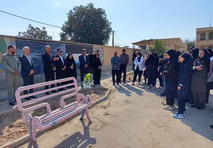 فرماندار گناوه: کاشت نهال، کلید حفظ زندگی و امنیت غذایی در بندرریگ!