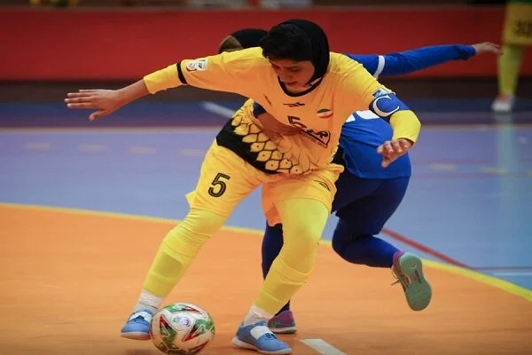 سپاهان به‌جای خرید قهرمانی بازیکن می‌سازد/عملکردمان رو به رشد است