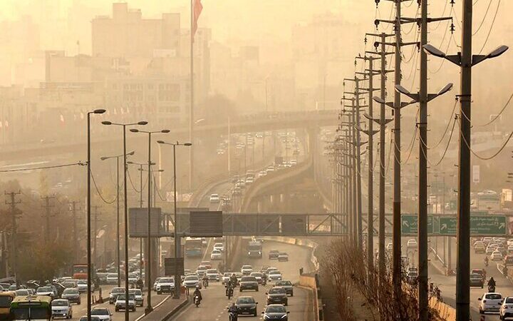 زندگی میان آلودگی هوای اراک؛ نفس‌های کوتاه در سایه صنایع و خودروها