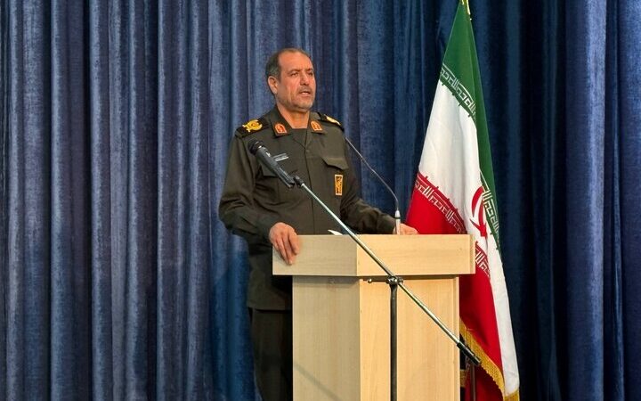 سردار رضایی: بصیرت و ایمان جوانان سد محکمی در برابر توطئه دشمنان است