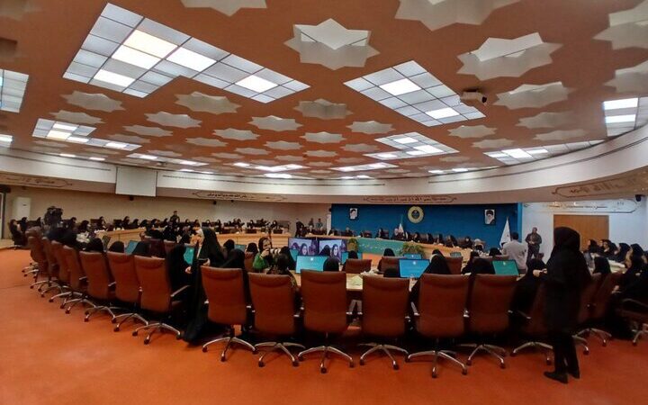 حضور بی سابقه ۶۵ زن در سطوح کلان مدیریتی کشور