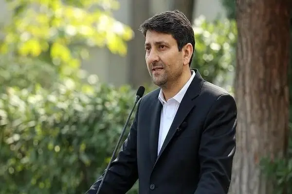 وزیر ارتباطات: اجرای مصوبه تسهیل دسترسی به سکوهای بین‌المللی با جدیت ادامه دارد!