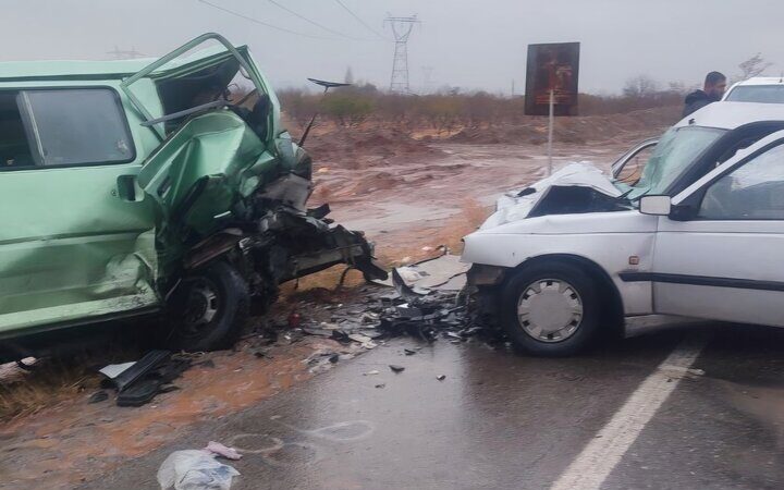 شادی نیا: حادثه رانندگی در شبستر یک فوتی و پنج مصدوم داشت