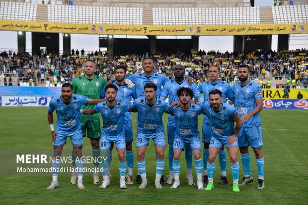 چادرملو با پیروزی قاطع بر استقلال خوزستان، از استقلال تهران جلو زد!