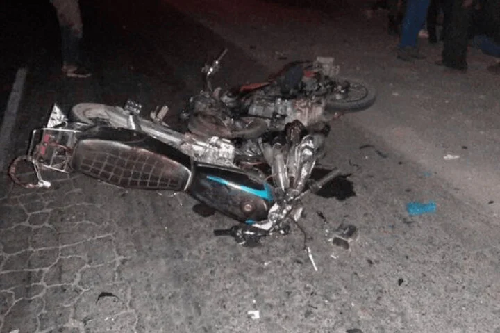 تصادف دلخراش موتورسیکلت در روستای کشار؛ دو دانش‌آموز نوجوان جان باختند