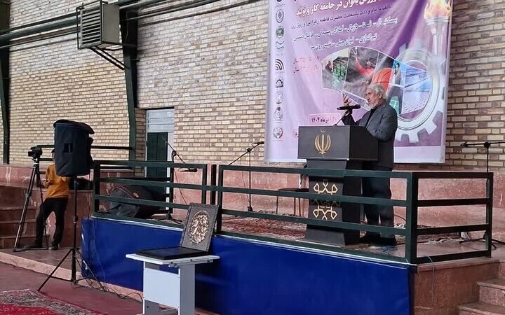 چرا درآمد ریالی کارگران در برابر هزینه‌های دلاری به بحران رسید؟