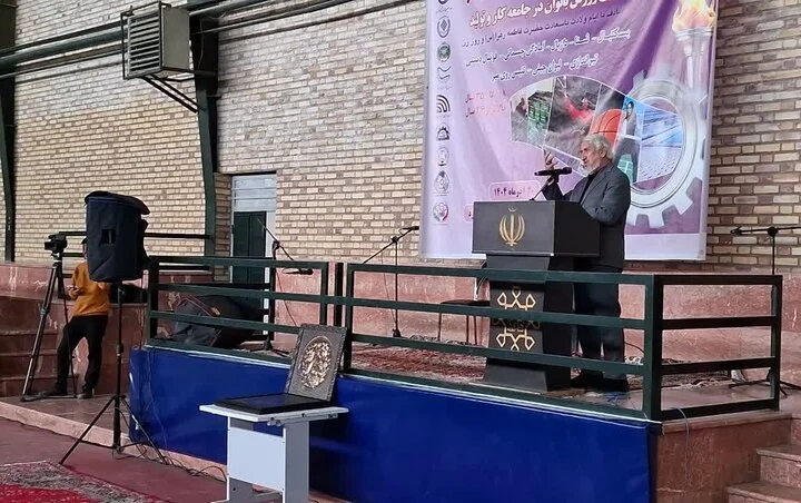 چرا درآمد ریالی کارگران در برابر هزینه‌های دلاری به بحران رسید؟