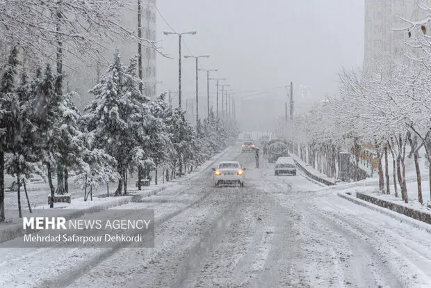 هشدار زرد هواشناسی در زنجان؛ برف و باد شدید زندگی مردم را تحت تاثیر قرار می‌دهد!