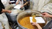 ۵۰۰ پرس غذای گرم با عشق به اهل‌بیت در کامیاران پخت و توزیع شد