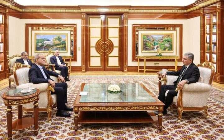 پزشکیان در ترکمنستان: جهان بیش از هر زمان به اعتماد و صلح نیاز دارد