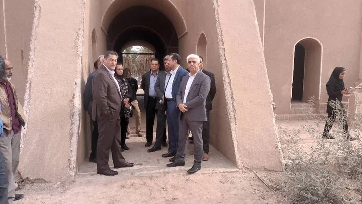 معاون استاندار کرمان: روستای شفیع آباد در آستانه تبدیل به قطب گردشگری کویری ایران!
