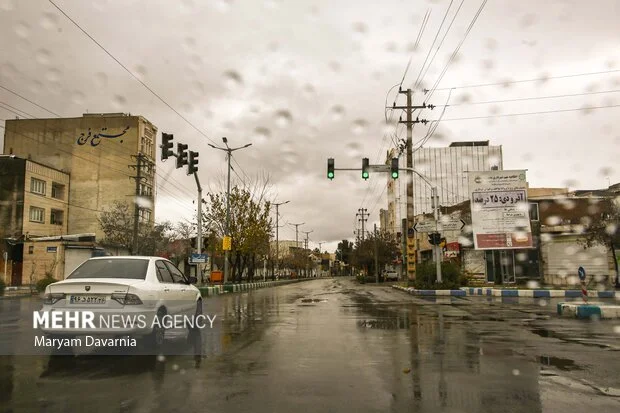 هشدار زرد هواشناسی در خراسان جنوبی: وزش باد شدید، باران و کاهش دما در راه است!