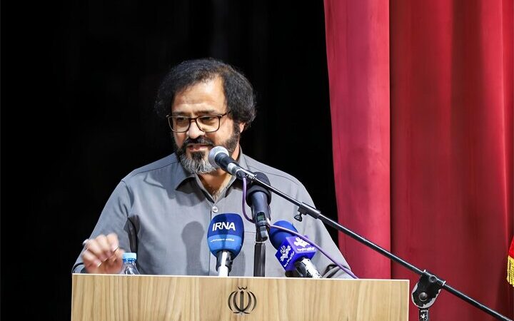 راز غم عمیق و عرفانی اشعار حسین منزوی که کمتر شنیده‌اید!