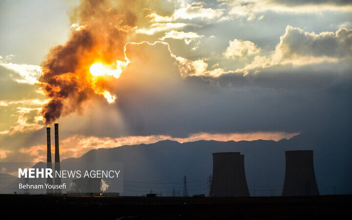 نیروگاه شازند پس از بارش باران؛ ناجی هوای پاک اراک یا تهدیدی پنهان؟