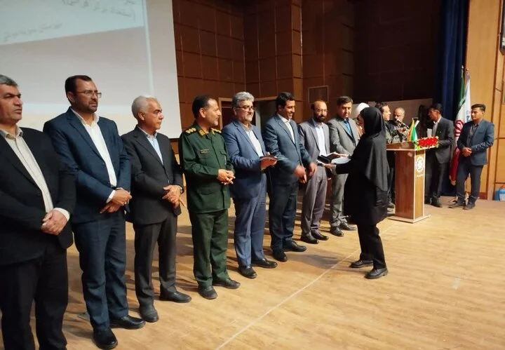 بردسکن درخشان‌تر از همیشه؛ دانش‌آموزان موفق کنکور ۱۴۰۴ افتخارآفرینی کردند!