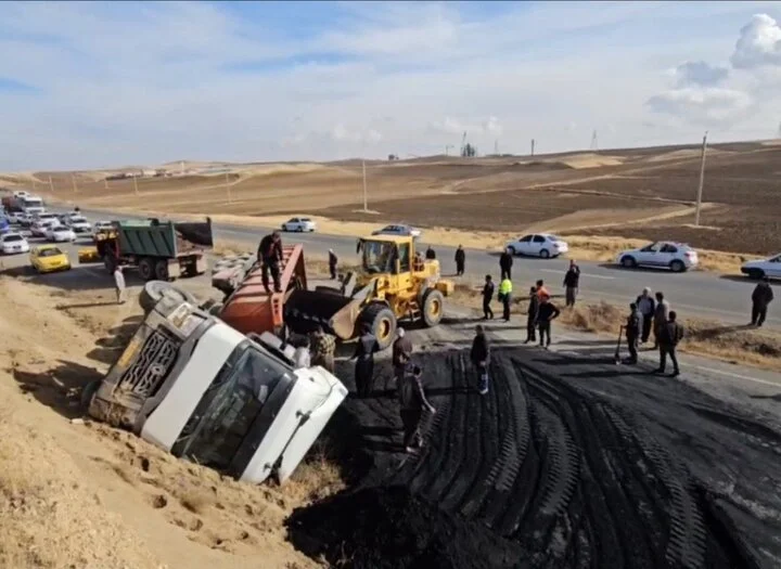 راهداران بیجار با تلاش نفس‌گیر، محور بیجار–زنجان را در سه ساعت باز کردند!