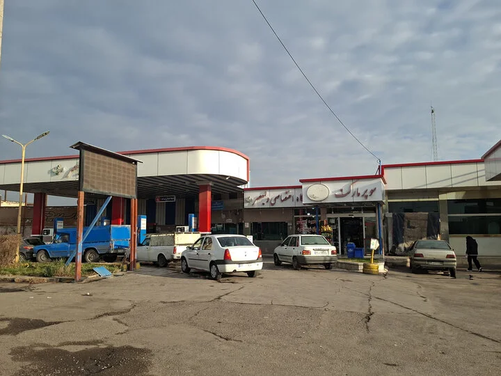 جریان روان سوخت‌گیری در محورهای قزوین؛ هیچ مشکلی وجود ندارد!