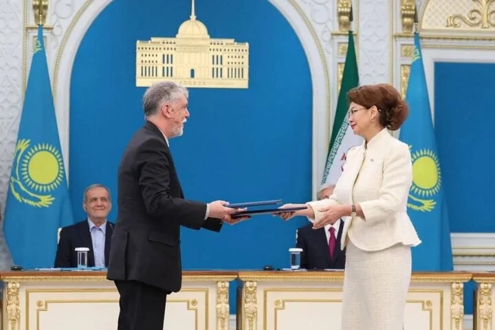 تفاهمنامه تاریخی سینمایی ایران و قزاقستان در حضور رؤسای جمهور امضا شد!