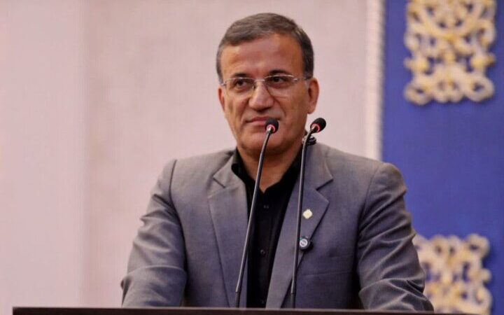 نصب ۶۰ دوربین برای شکار خودروهای آلاینده در اراک؛ نفس شهر در خطر است!