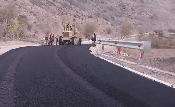 اجرای یک میلیون متر مربع آسفالت در دل روستاهای ایلام؛ تحولی بی‌سابقه در زیرساخت‌ها