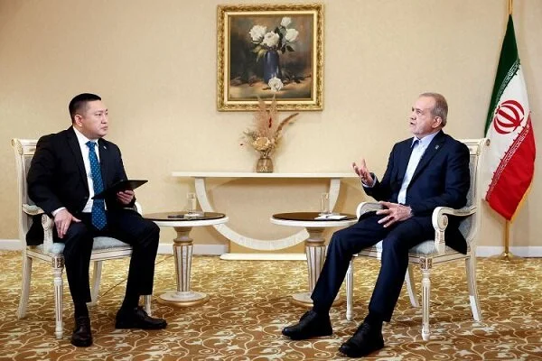 پزشکیان: کشورهای حاشیه دریای خزر برای حفظ تجارت منطقه‌ای باید متحد شوند