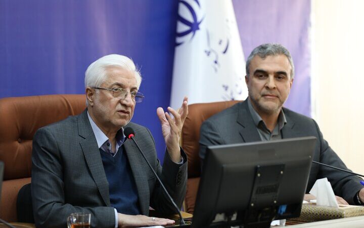 نوری: زنان قهرمان پشت پرده مدیریتِ تاثیرگذار استان هستند!