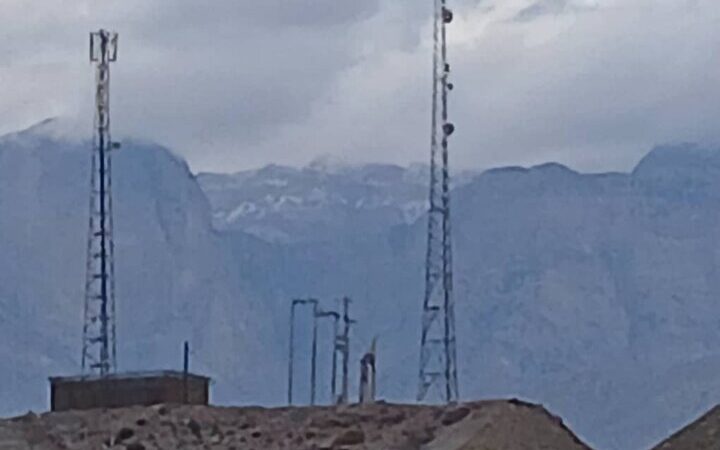 بارش برف نادر در ارتفاعات سیاهو هرمزگان؛ طبیعت جنوب ایران سفیدپوش شد!