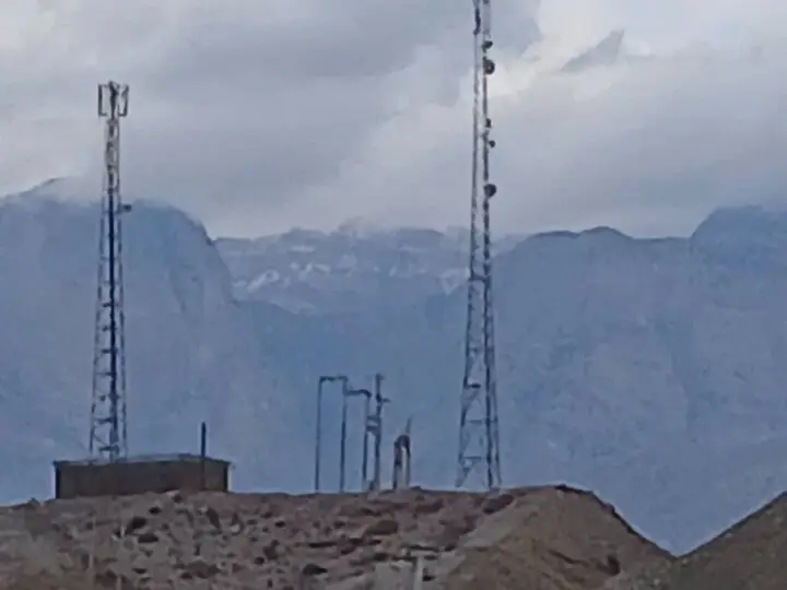 بارش برف نادر در ارتفاعات سیاهو هرمزگان؛ طبیعت جنوب ایران سفیدپوش شد!