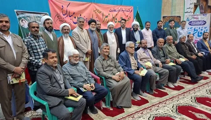 امام جمعه کنگان: مداحان، ستون مستحکم پیوند مردم با اهل بیت هستند!