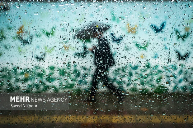 هواشناسی تهران: بارش‌های پراکنده در ارتفاعات تا پایان هفته ادامه دارد!