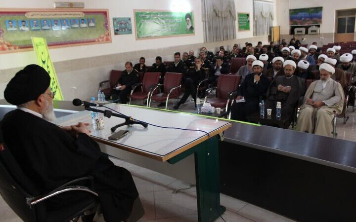 مدرسی: عمق‌بخشی عقیدتی در پلیس، کلید اقتدار و امنیت پایدار است!