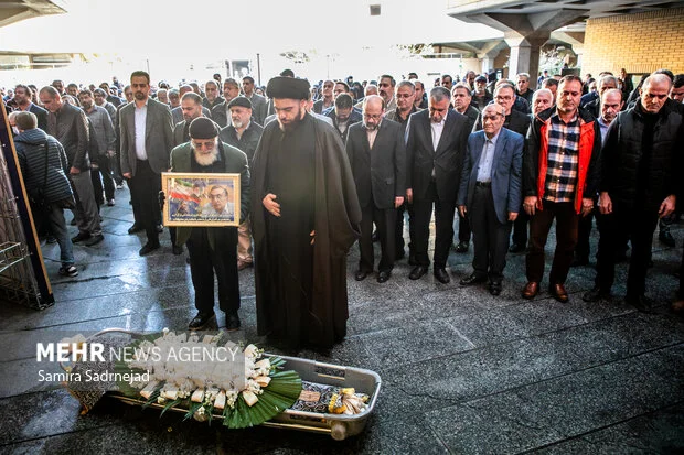 کامران فانی در مراسمی باشکوه و آرام به خانه ابدی‌اش بدرقه شد