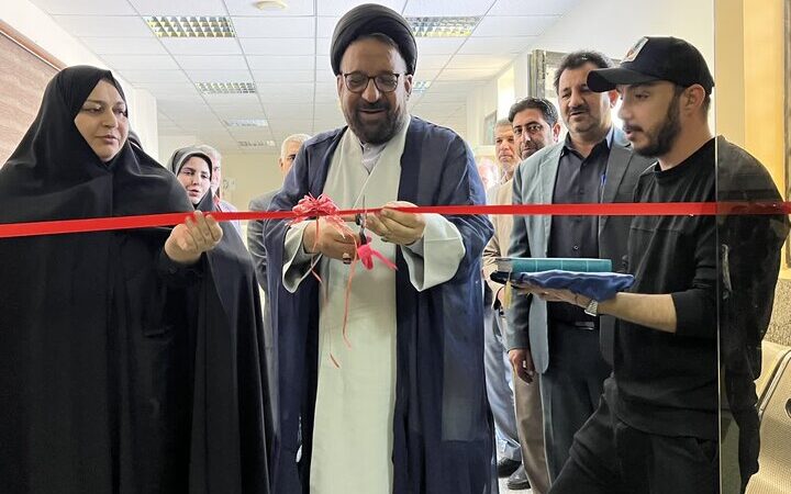 یادمان ولایت جیرفت بهشت علاقه‌مندان به کتاب با بیش از ۱۰ هزار جلد کتاب گشایش یافت