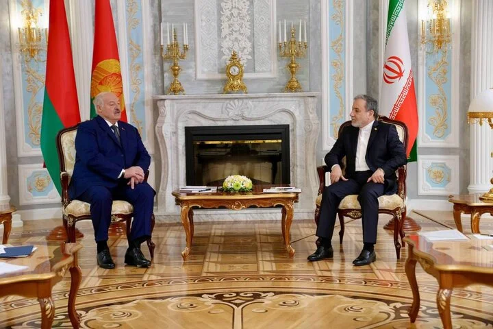 عراقچی با لوکاشنکو در مینسک دیدار کرد؛ امضای سه سند مهم در راه است - وب‌گردی