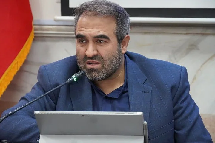 دانشگاه آزاد با بازنگری سرفصل‌ها و تولید کتب مرجع، تحولی بزرگ در هنر رقم می‌زند!