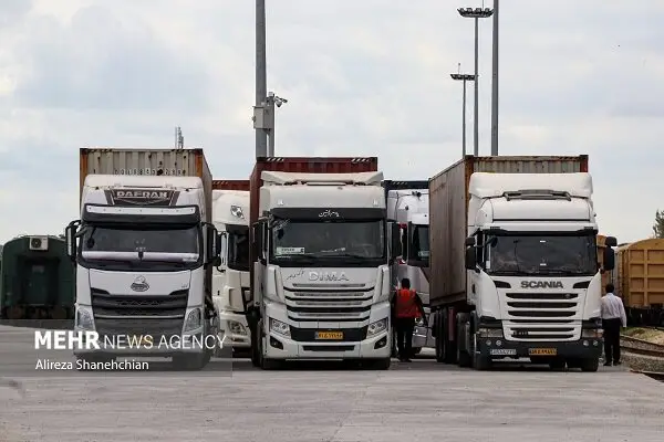 بارش سنگین برف در افغانستان، ناوگان حمل و نقل دوغارون را زمین‌گیر کرد!