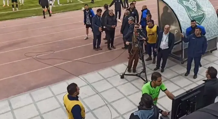 فیلم جنجالی VAR و پنالتی اعلام شده برای استقلال که همه را شوکه کرد!