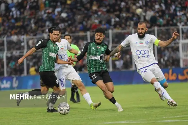 تساوی پرهیجان خیبر و استقلال در نیمه اول؛ VAR دو بار ناجی ساپینتو شد!