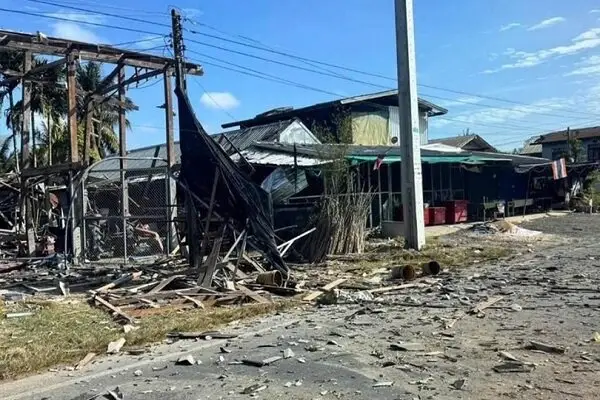 درگیری‌های مرگبار کامبوج و تایلند؛ ۱۲ کشته و بیش از ۴۰۰ هزار آواره در سایه آتش‌بس شکننده