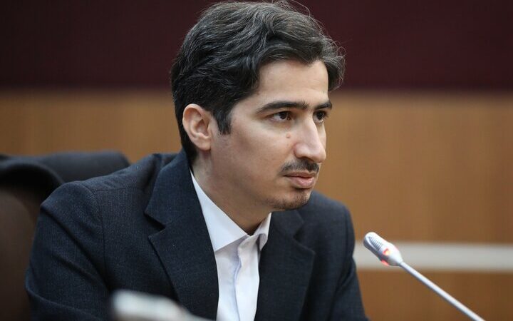 آقاعلی خبر داد: ارتقای چشمگیر جایگاه پژوهشی دانشگاه علوم پزشکی قم با افزایش حمایت مالی