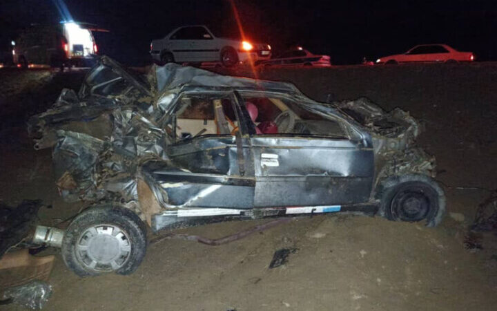 تصادف دلخراش پژو و موتور در جاسک؛ یک نفر جان باخت و دو نفر زخمی شدند